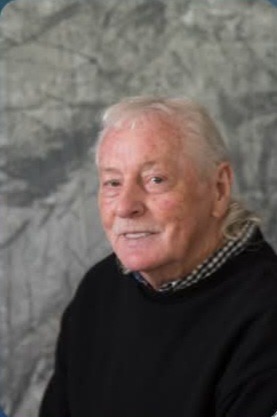 Del Wayne, barber at Vintage Barbershop and Salon